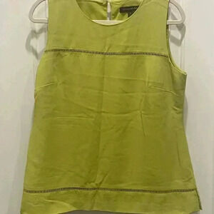 BANANA REPUBLIC BRIGHT GREEN BLOUSE CUTOUT HEM DATE WORK CASUAL Size medium